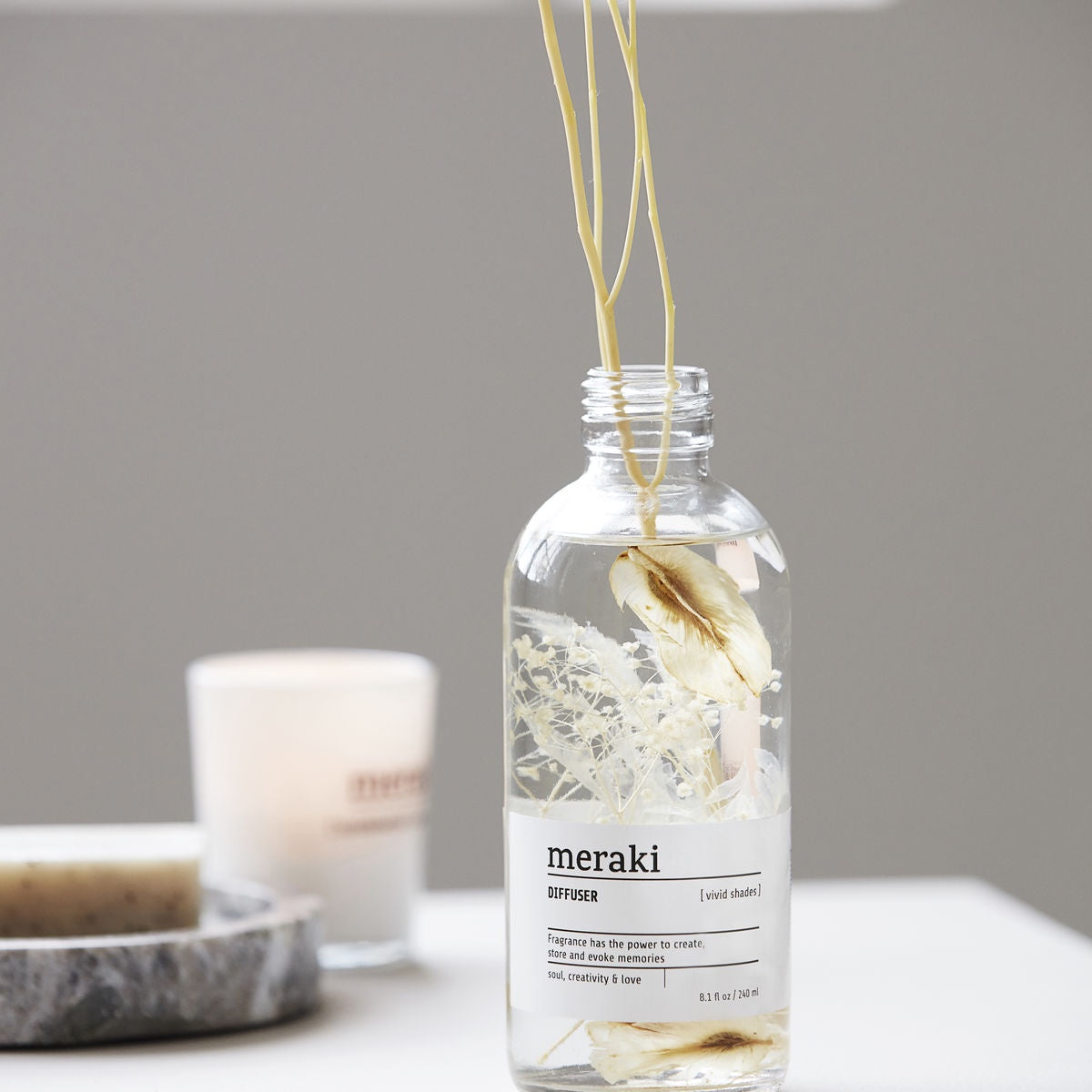 MEraki-Vivid-Shades-Diffuser-Clear-Glass-Bottle