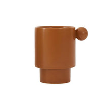 Load image into Gallery viewer, Inka Porcelain Cup in Caramel