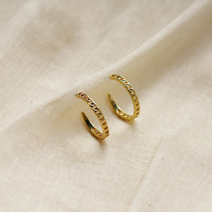 Chain Hoop Yggdrasil Gold Plated Earrings in Medium