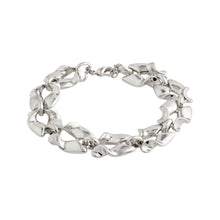 Load image into Gallery viewer, Hollis Silver Plated Chunky Link Bracelet