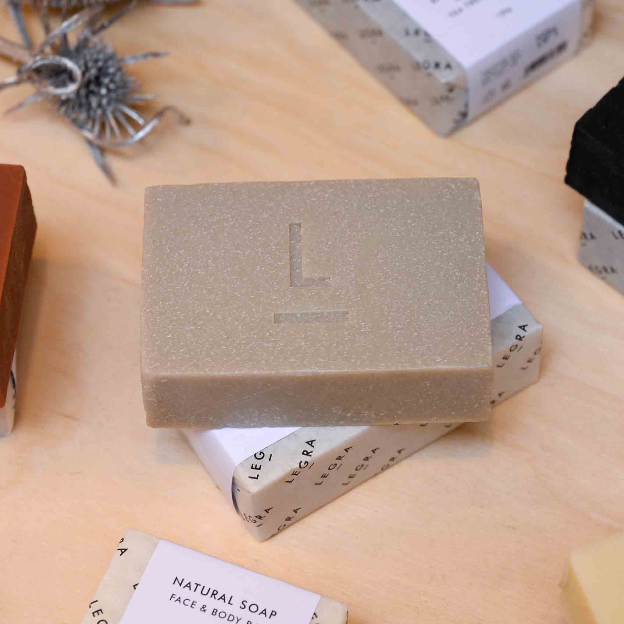 Legra-Soap-Pumice