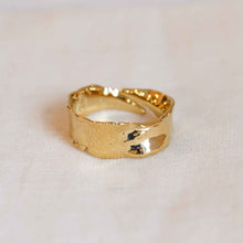 Load image into Gallery viewer, Pilgrim Bathilda Rustic Ring Gold Plated Essentials