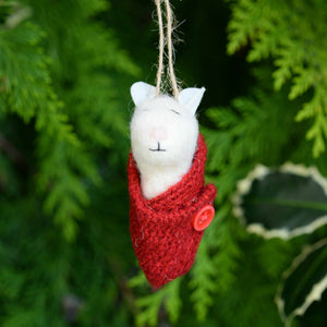 Baby Mouse Felt Decoration in Red Blanket