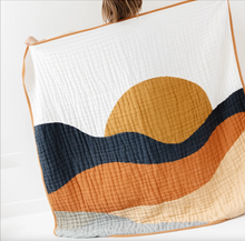 Load image into Gallery viewer, Clementine Kids Sunset Quilt