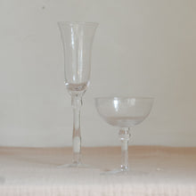 Load image into Gallery viewer, Kerstin Champagne Glasses