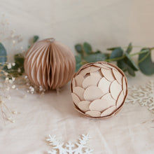 Load image into Gallery viewer, Wikholm Sustainable Neutral Paper Baubles