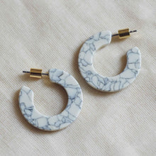 Load image into Gallery viewer, Annabelle resin hoops frm big metal