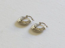 Load image into Gallery viewer, Primrose Fluid Metal Tiny Hoop Earrings