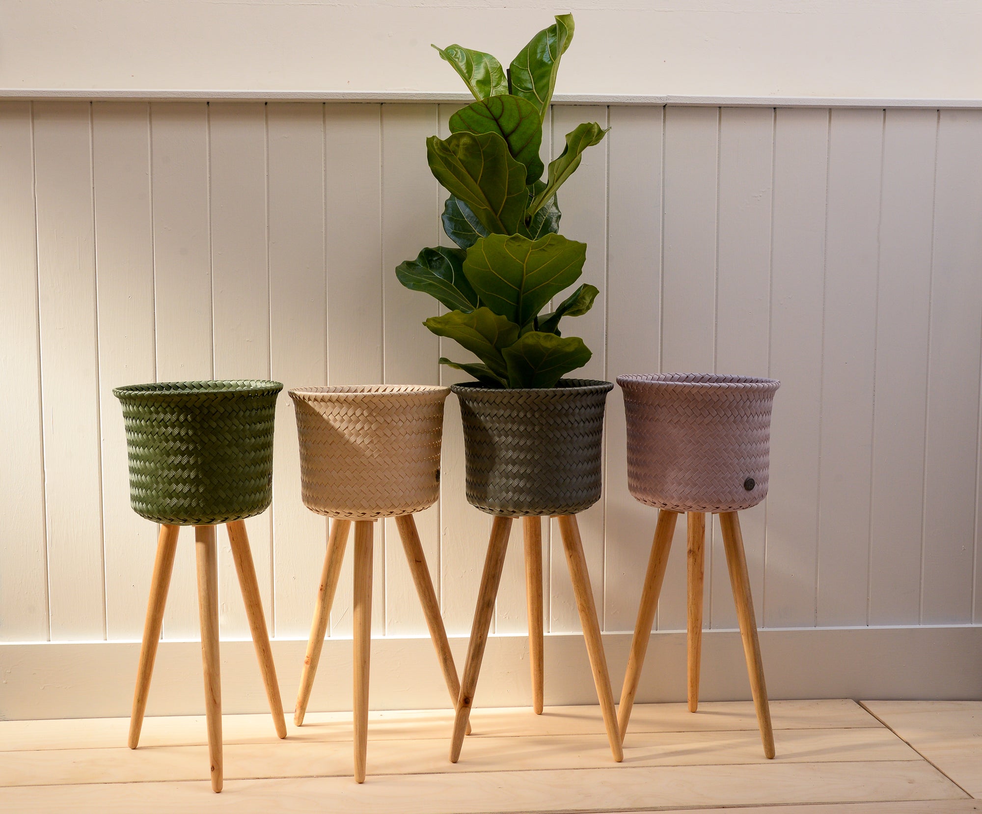 handed-by-up-high-recycled-plastic-planter