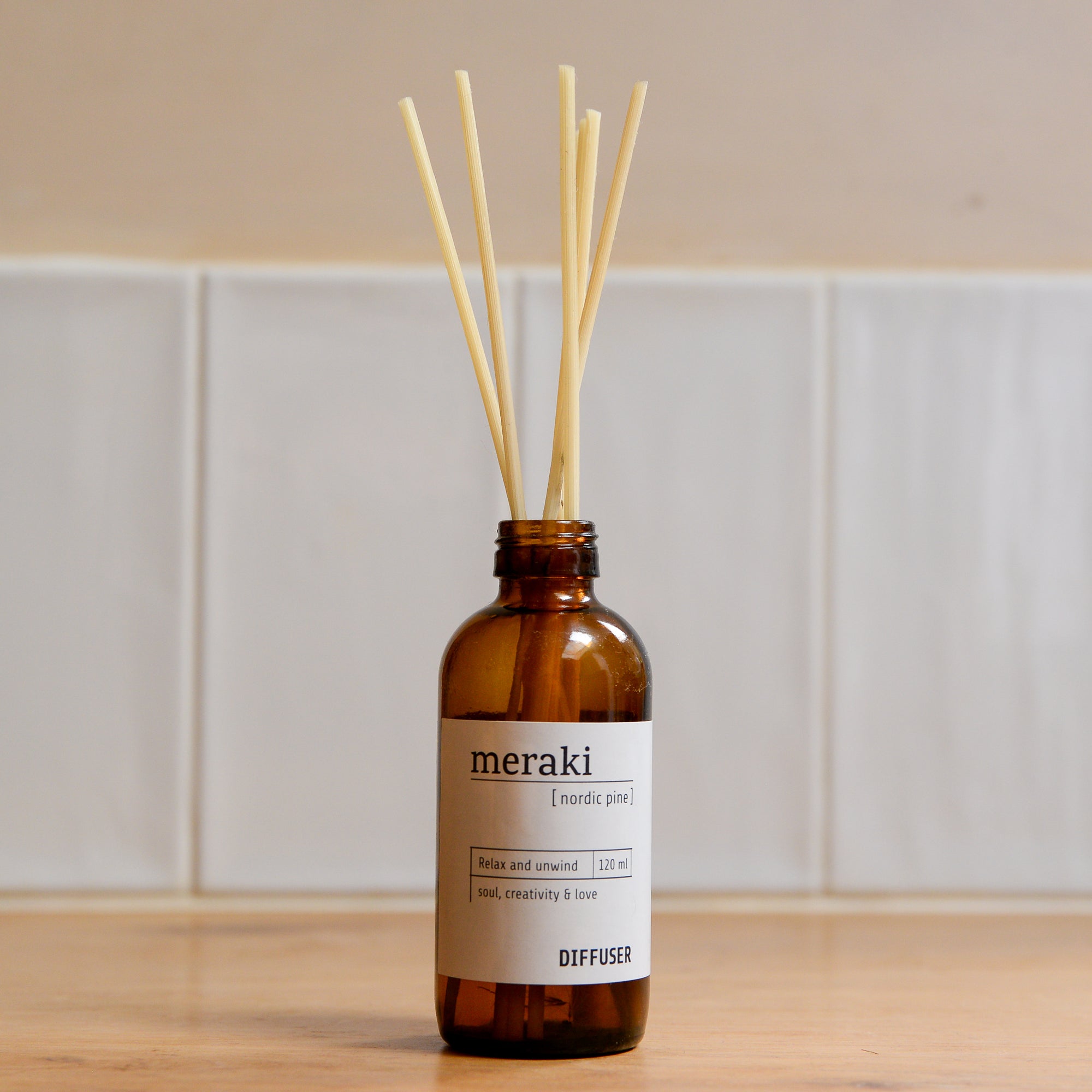 Meraki Scandinavian Nordic Pine