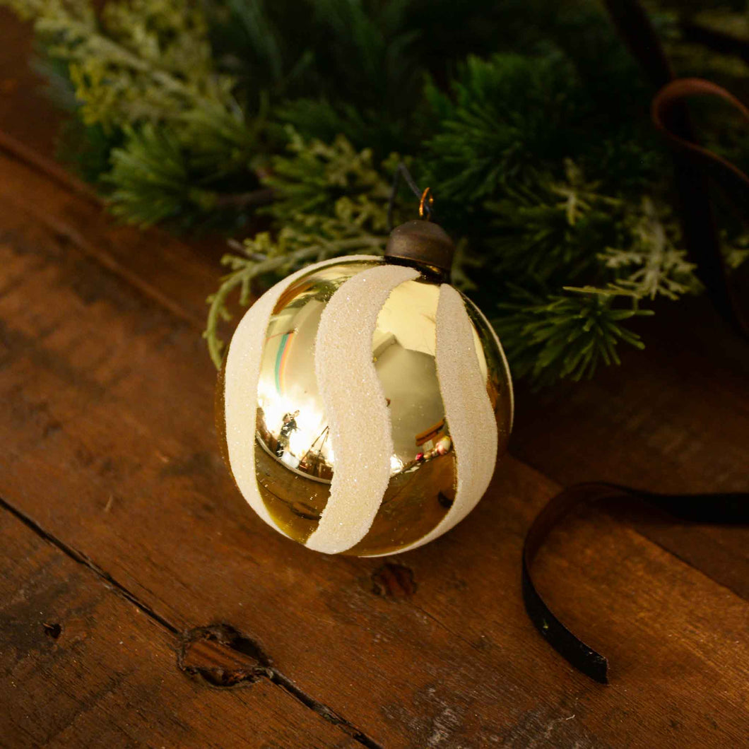 House Doctor Twister Bauble Decoration in Gold and White