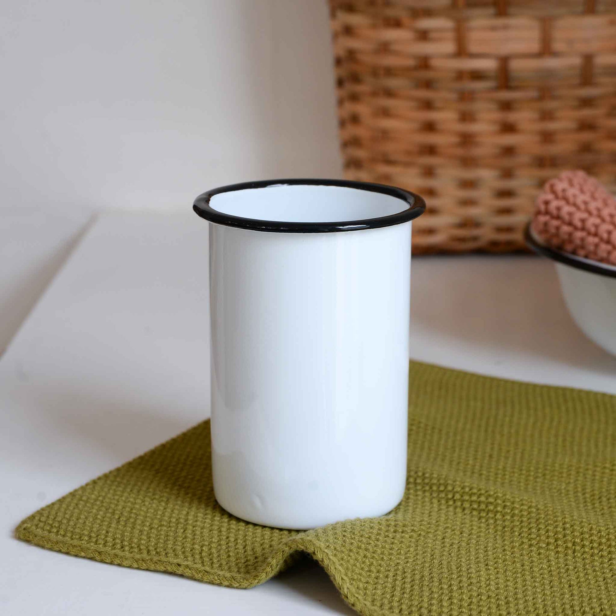 Enamel tumbler