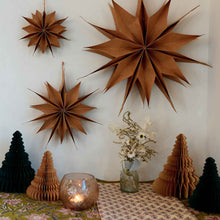 Load image into Gallery viewer, House Doctor Capella Paper Star Natural Decoration Setup