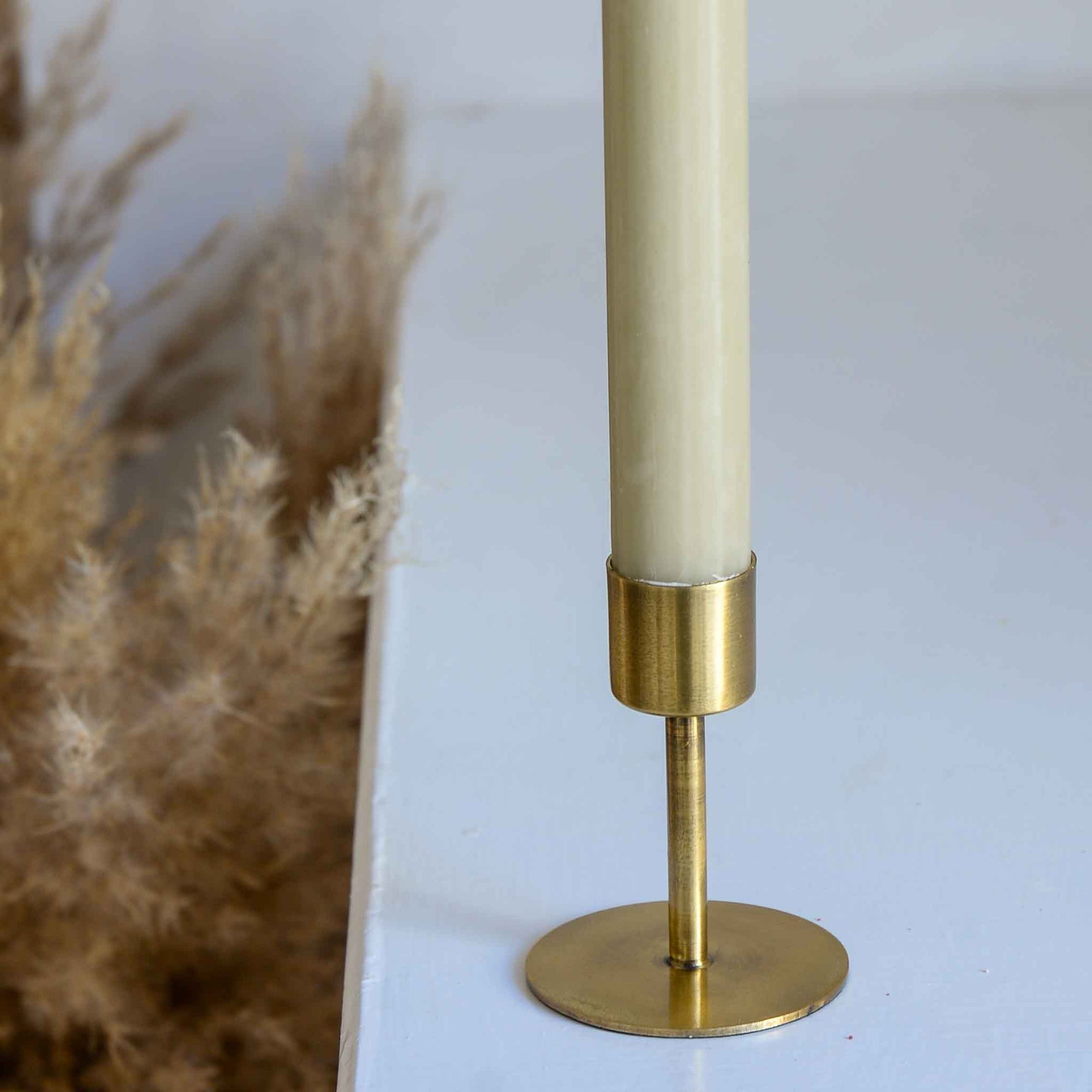 house-doctor-anit-candle-holder-brass