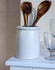 Porcelain Pion Jar in Off White