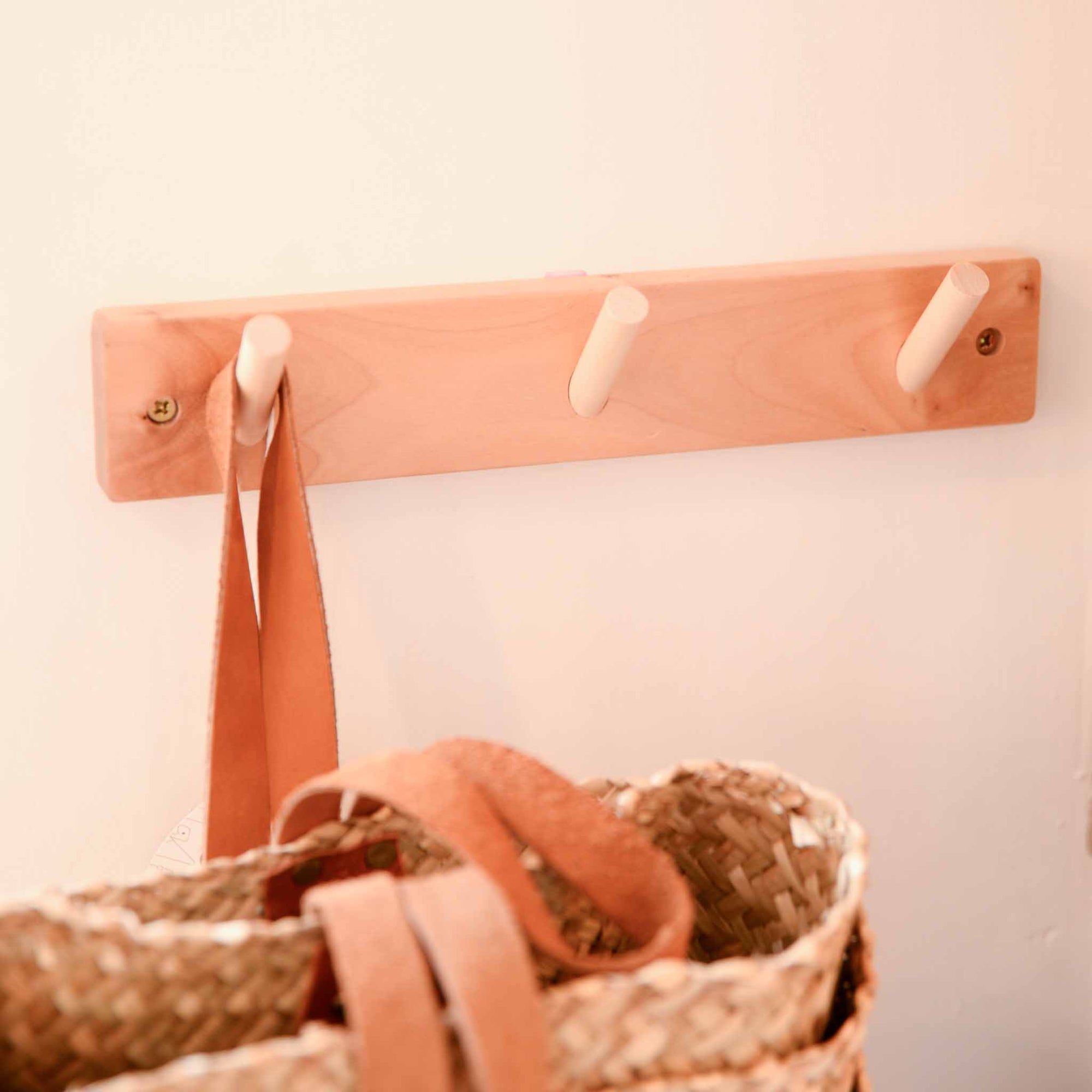 Wooden coat rack 3 hooks