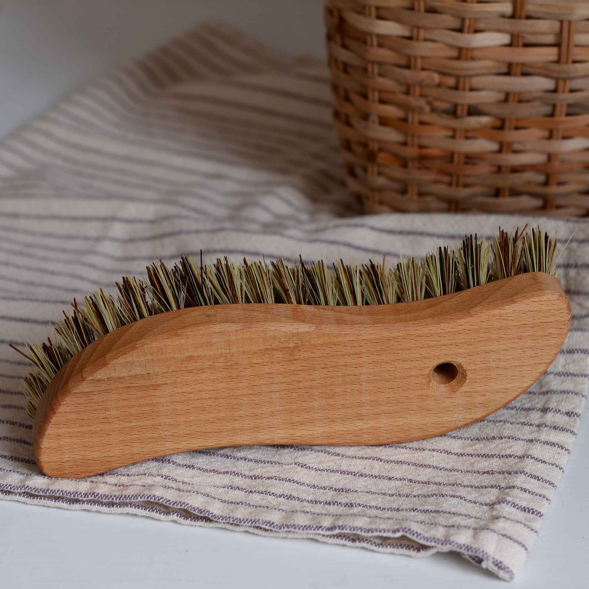 Redecker Scrubbing Brush 'S Form'