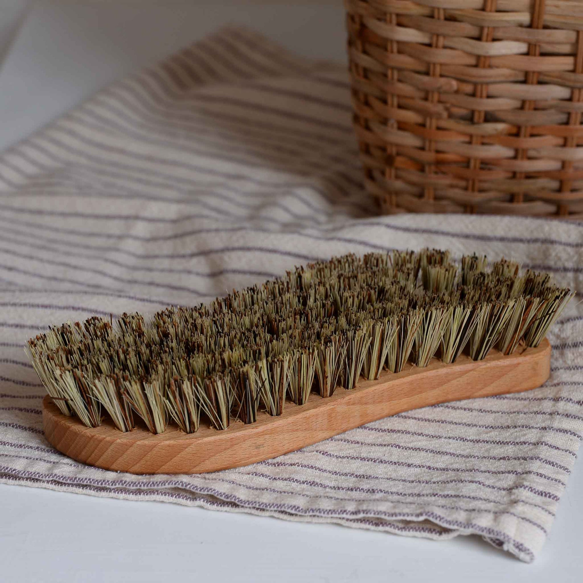 Redecker Scrubbing Brush 'S Form'