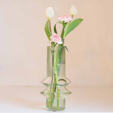 Load image into Gallery viewer, Nordal Rilla Glass Retro Vase in Green