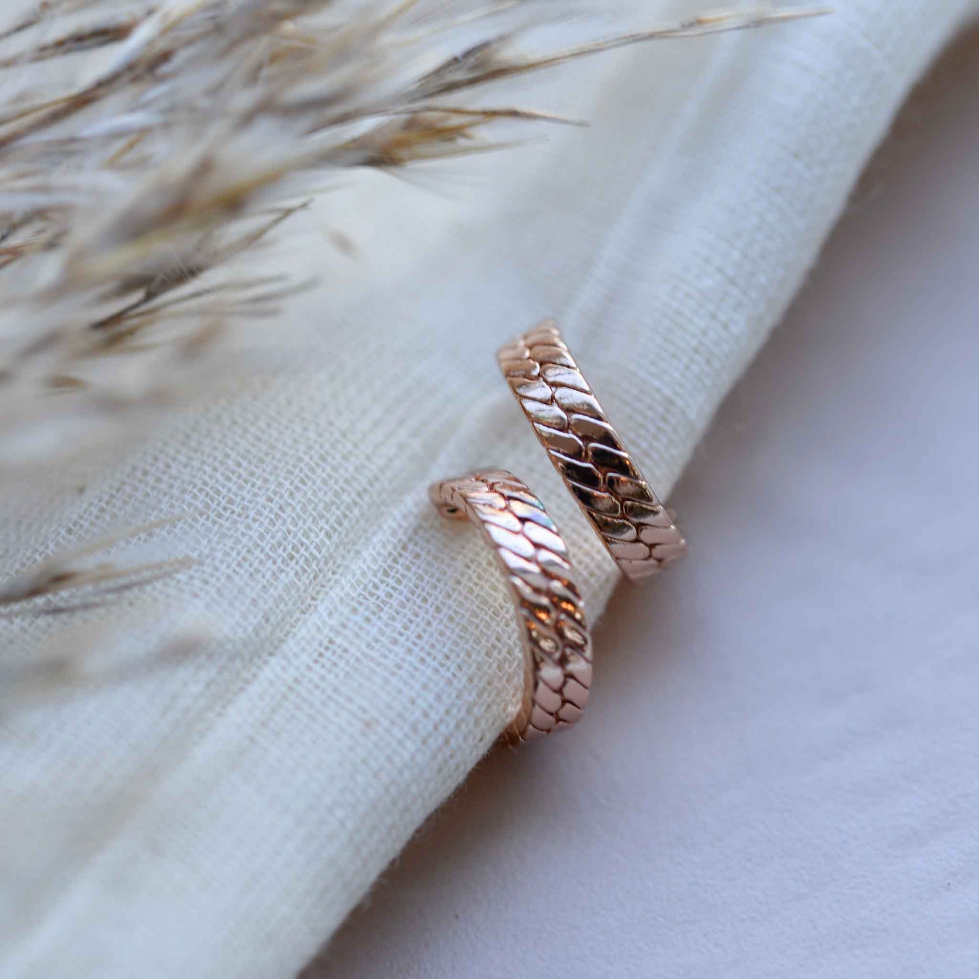 pilgrim-joanna-hoops