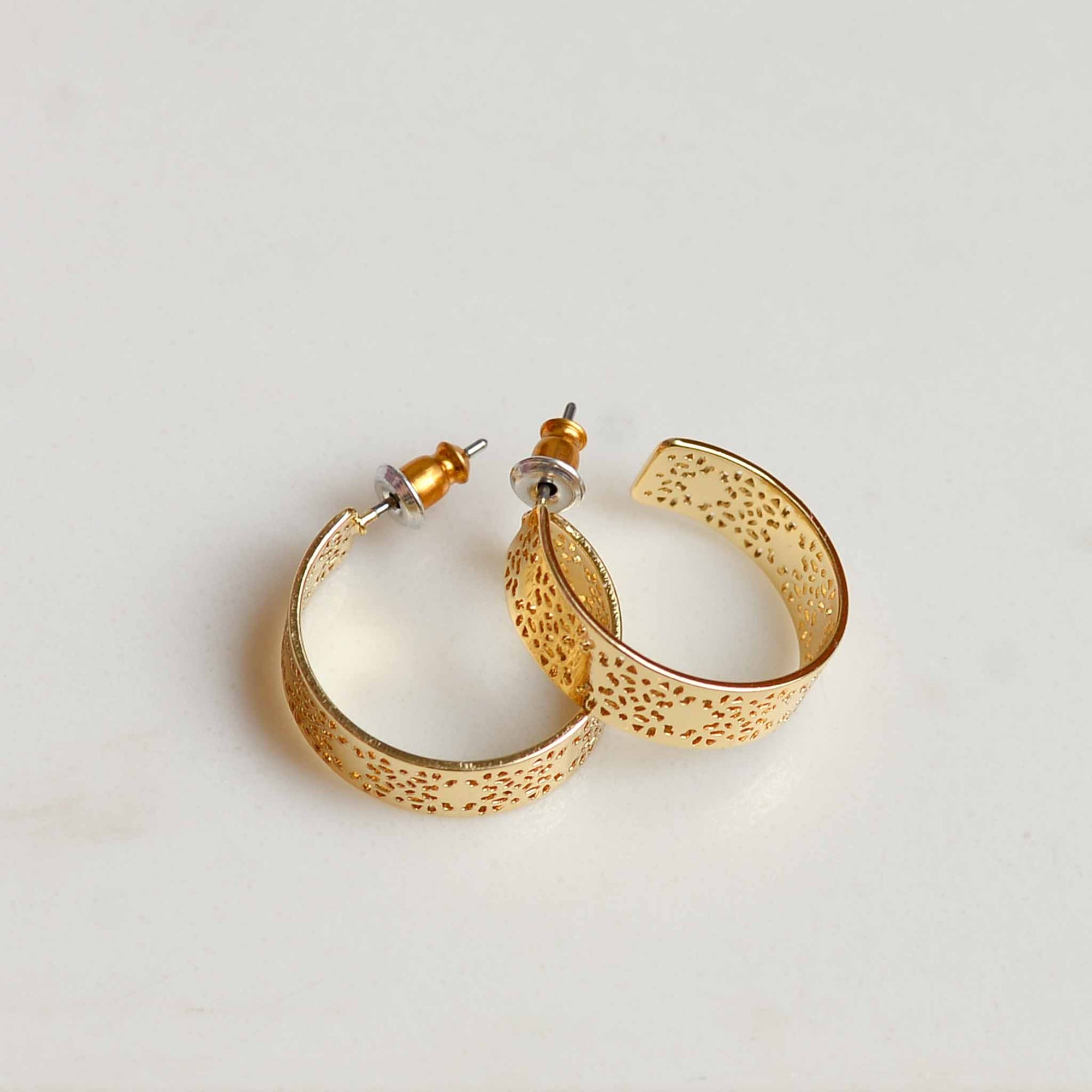 Pilgrim Carol Medium Hoop Earrings gold