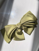 Load image into Gallery viewer, Giant Satin Bow Hair Clip / Colours